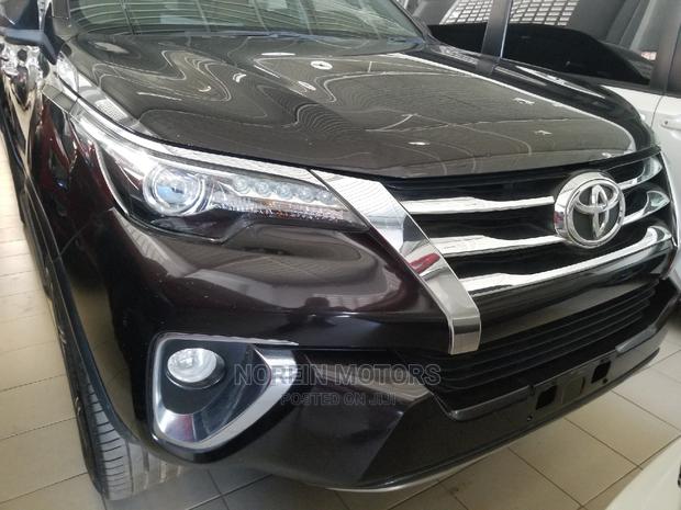2016 Toyota Fortuner 2.8 D AWD - Black Sporty Edition