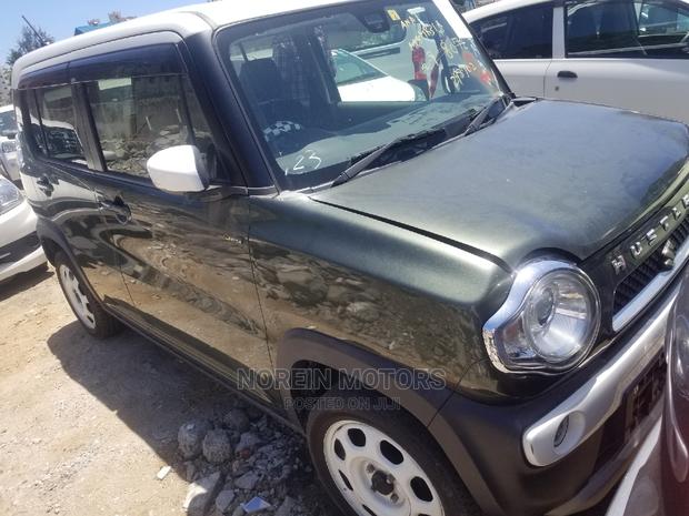 2015 Suzuki Hustler Green: Compact, Efficient, and Stylish