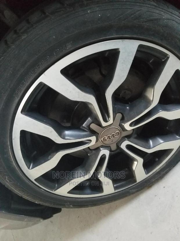 Gray 2015 Audi A6 - Stylish and Sophisticated