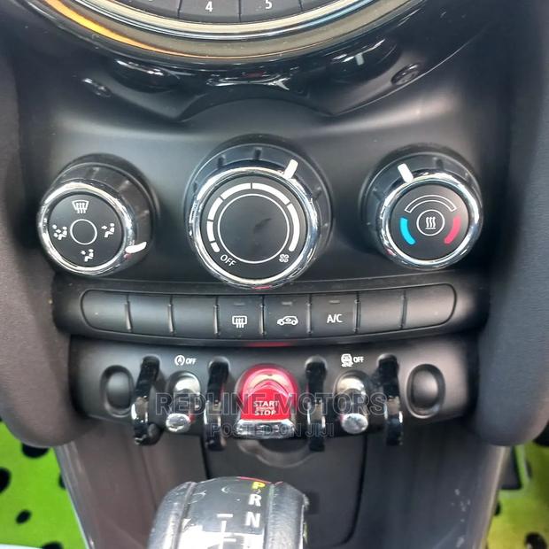 2016 Mini Cooper Green: A Green Car with a Powerful Punch