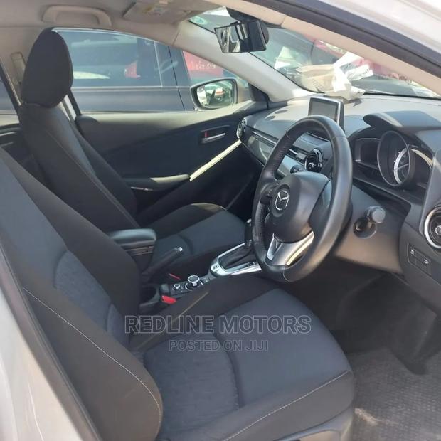 Stylish 2016 Mazda Demio Pearl - Compact Car for Your Daily Commute