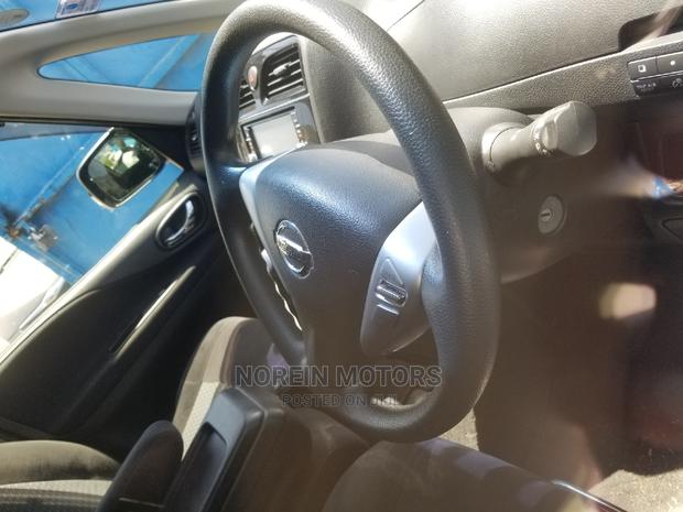2015 Nissan Serena Black: Stylish Pre-owned Minivan