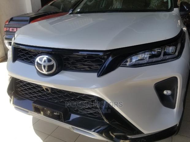 2021 Toyota Fortuner 2.5 D AWD - White - Powerful 4x4 Off-Roader