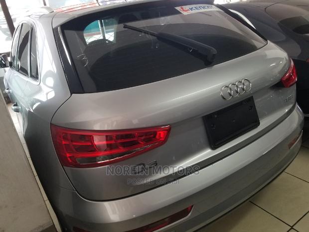 2015 Audi Q3 TDI 150hp 2.0L Gray - Elegant Compact SUV