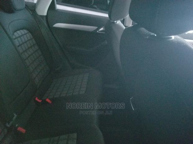 2015 Audi Q3 TDI 150hp 2.0L Gray - Elegant Compact SUV