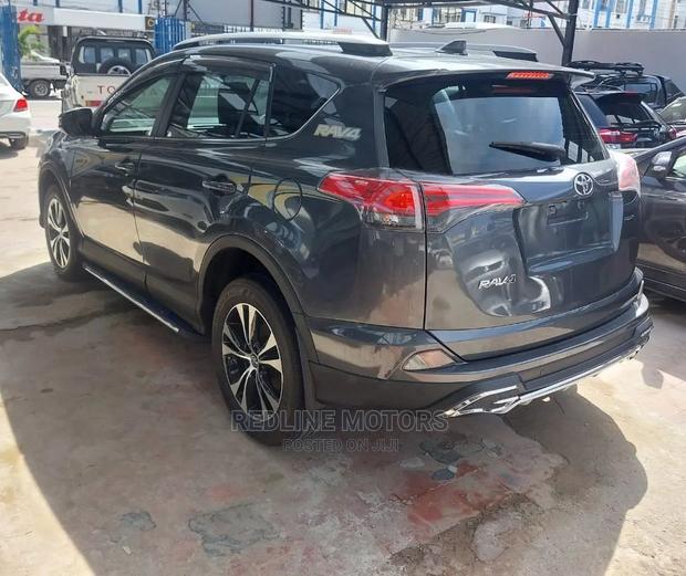 2016 Toyota RAV4 in Gray - Quality Used SUV Available