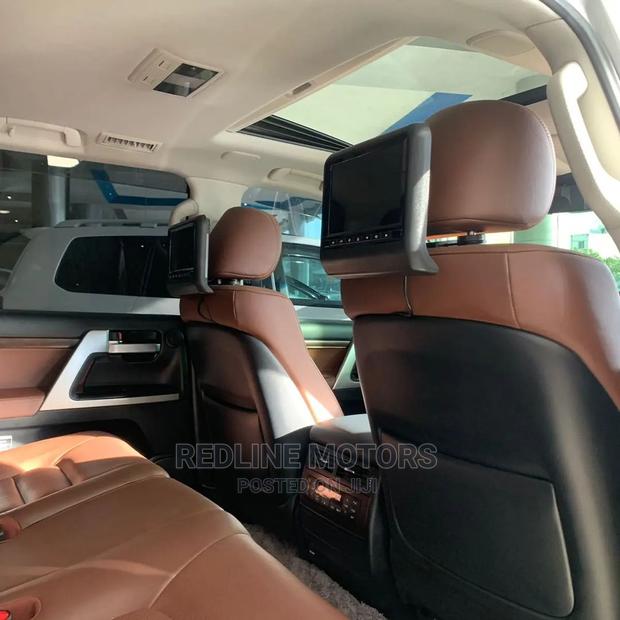 2016 Toyota Land Cruiser 4.6 V8 ZX Silver - Used Car Listing