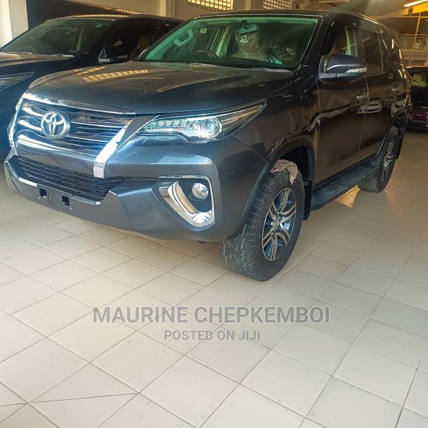 Toyota Fortuner 2017 Black