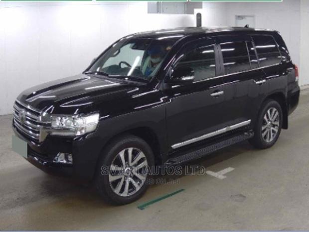 Black 2016 Toyota Land Cruiser SUV