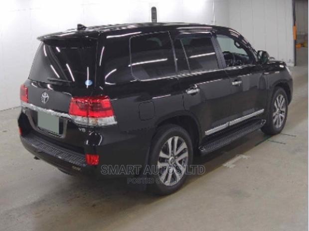 Black 2016 Toyota Land Cruiser SUV