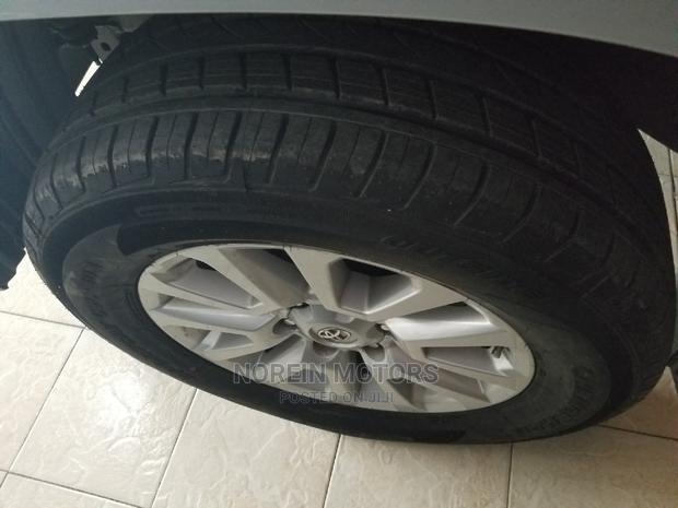 Elegant 2016 Toyota Land Cruiser Prado 3.0 D-4d (190 Hp) Silver Edition