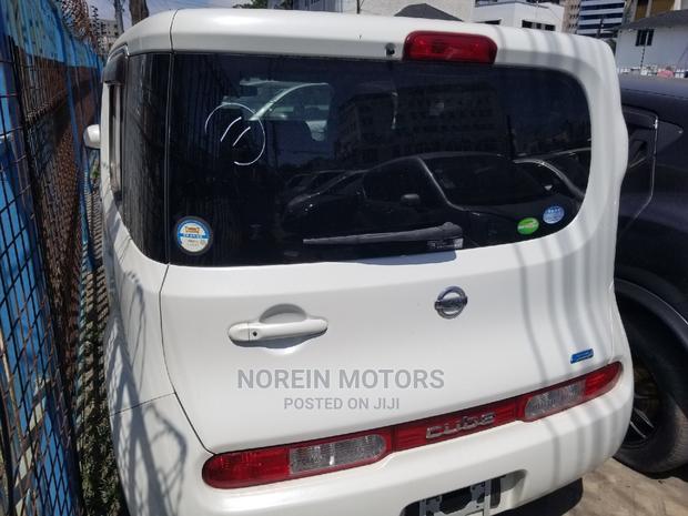 White 2015 Nissan Cube: Compact, Modern, & Ready to Roll