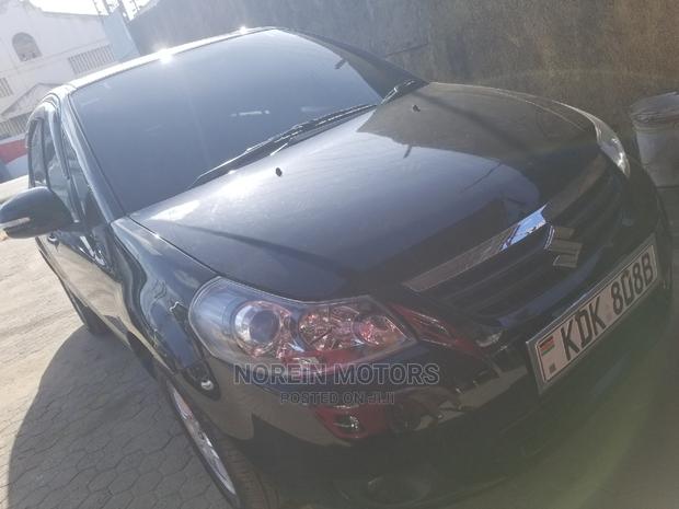Suzuki SX4 2015: Black Beauty, Affordable Compact SUV