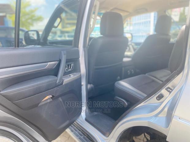 2015 Mitsubishi Pajero Silver: Luxury 4x4 for Adventure Lovers