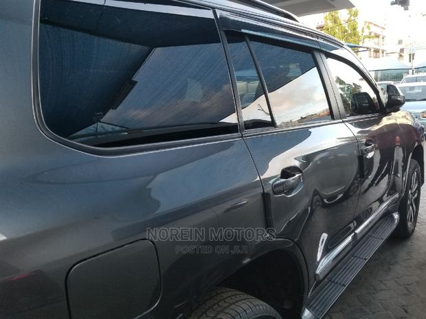 2015 Toyota Land Cruiser 4.6 V8 AX G Selection - Black Edition