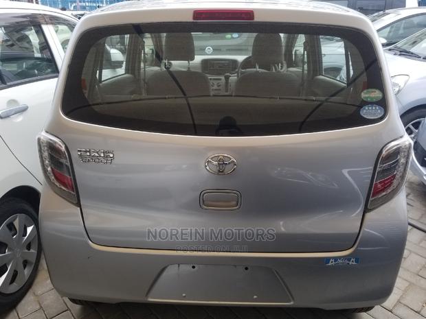Used 2015 Toyota Pixis Epoch 660 FWD Silver for Sale