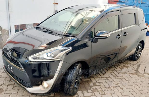 Toyota Sienta 1.5 FWD 2016 Black