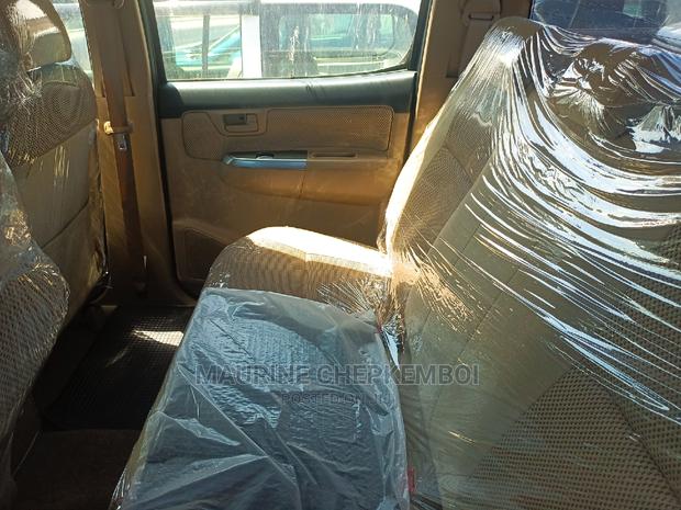 Toyota Hilux 2020 Gray