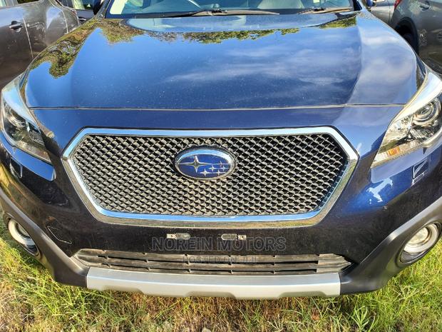 Black 2015 Subaru Outback: Modern AWD Adventure Vehicle