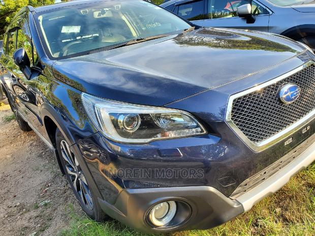 Black 2015 Subaru Outback: Modern AWD Adventure Vehicle