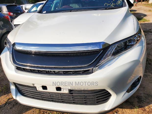 White Toyota Harrier 2015 - Used and Ready for Adventure