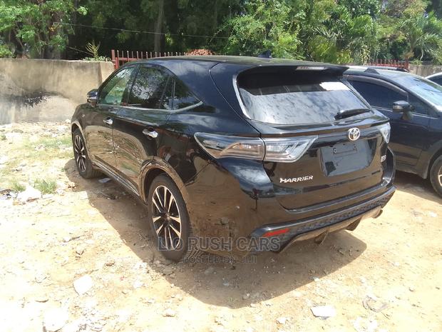 Black 2016 Toyota Harrier: Top-Grade SUV Up for Grabs