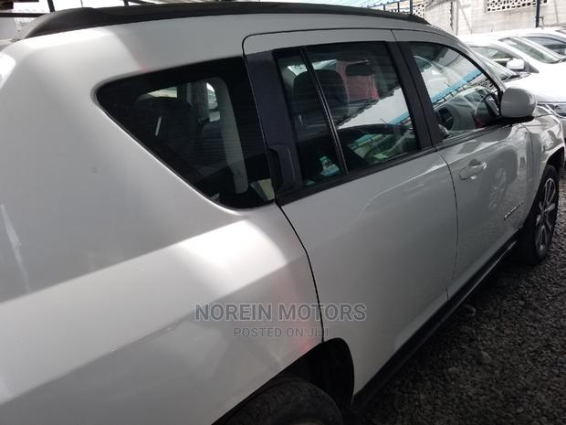 2015 Jeep Compass White - Pre-Owned, Manual Transmission
