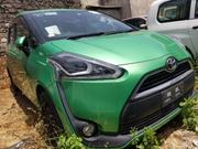 Green 2015 Toyota Sienta AWD - 6-Seater, High-Quality Used for sale