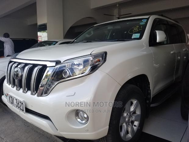2015 Toyota Land Cruiser Prado 3.0 D-4d - Powerful and Stylish Luxury SUV