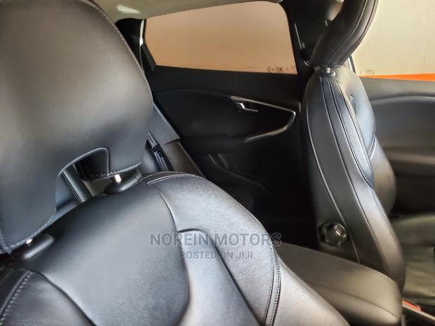 Volvo V40 2015 Off-White Hatchback Available