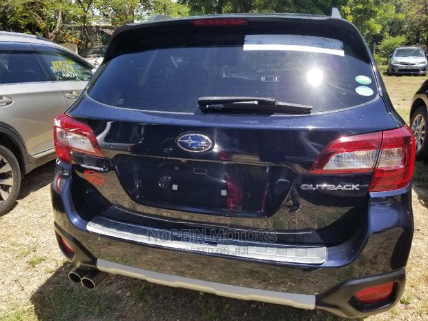 2015 Subaru Outback Black - Used & in Top Notch Condition