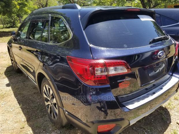2015 Subaru Outback Black - Used & in Top Notch Condition