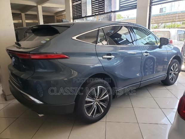 2020 Toyota Harrier 2.0 Gray - Advanced Package