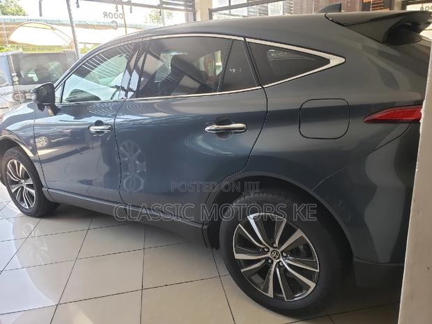2020 Toyota Harrier 2.0 Gray - Advanced Package