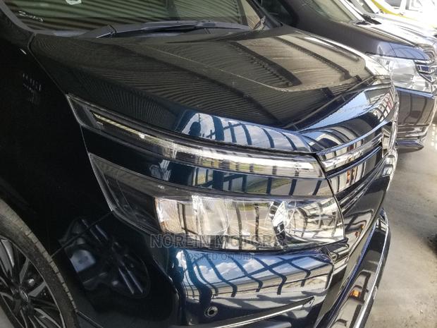 2015 Toyota Voxy Blue: Stylish Minivan for Sale