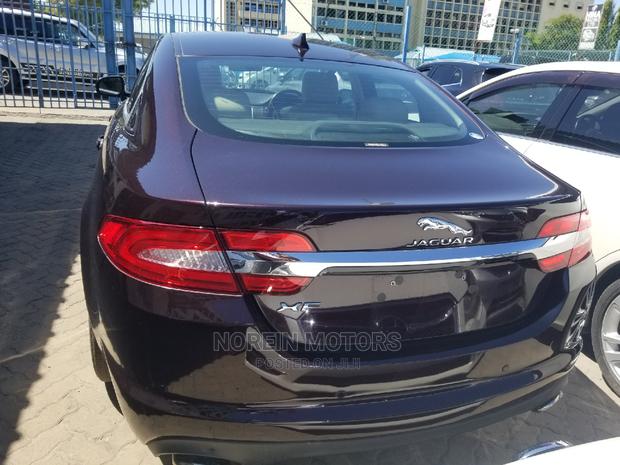 Purple Jaguar XF 35t R-Sport AWD 2016 - Premium All-Wheel Drive