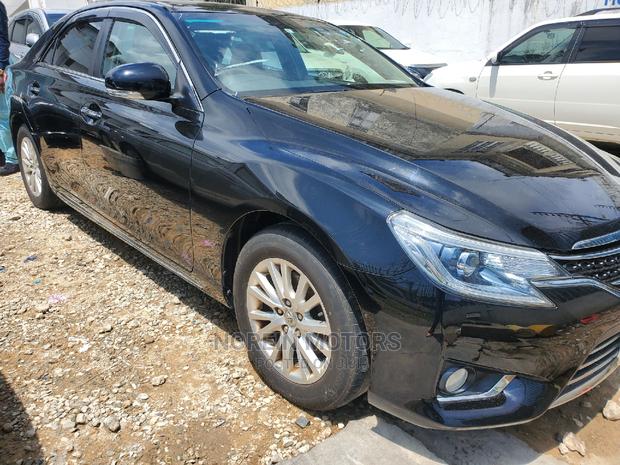 Pre-Owned 2016 Toyota Mark X Black - Stylish & Spacious