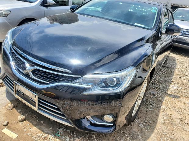Pre-Owned 2016 Toyota Mark X Black - Stylish & Spacious