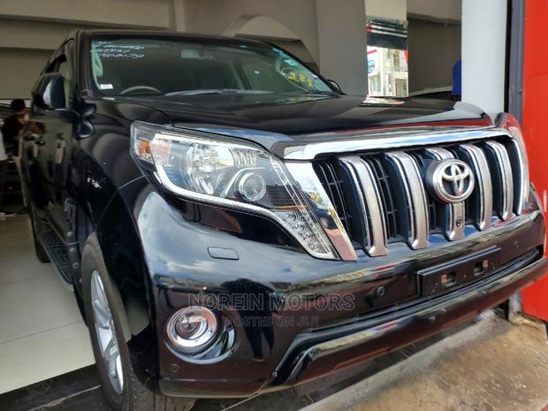 Pre-Owned 2016 Toyota Land Cruiser Prado Black - Top-tier SUV