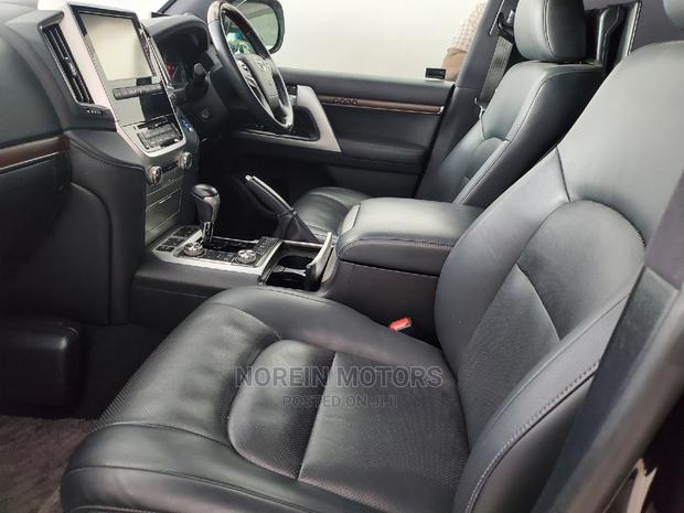 Pre-Owned 2017 Toyota Land Cruiser - Gray: Off-Roading Powerhouse