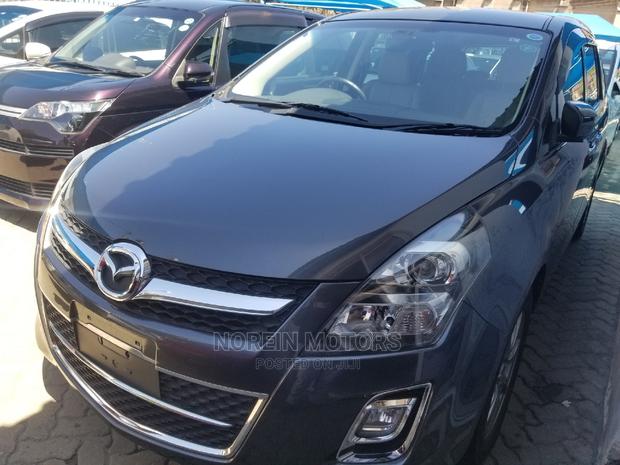 2015 Mazda MPV in Black - Luxury Minivan for Everyday Use