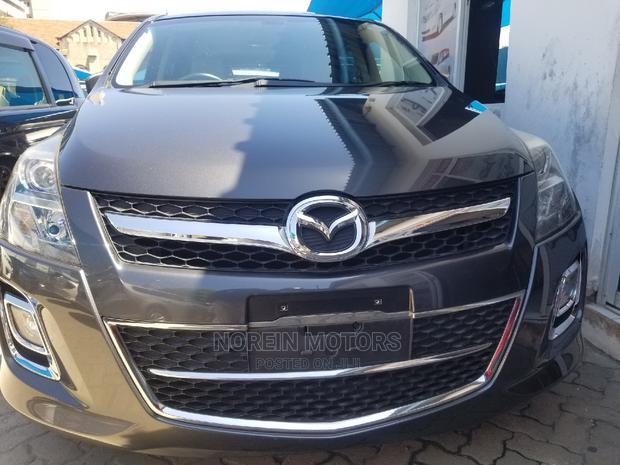 2015 Mazda MPV in Black - Luxury Minivan for Everyday Use