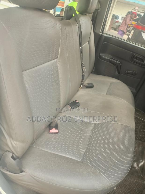 Isuzu D-Max 2012 White