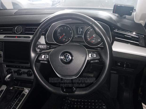 2016 Brown Volkswagen Passat - Stylish & Comfortable Sedan
