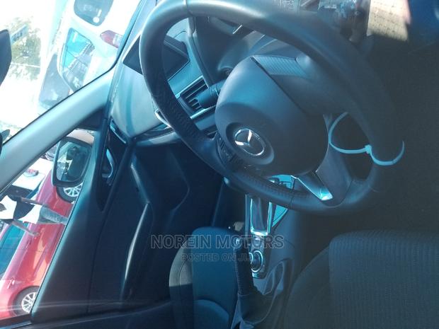 Used Mazda Axela 2015 Black - Luxurious Sedan for Sale
