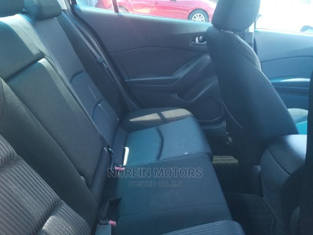Used Mazda Axela 2015 Black - Luxurious Sedan for Sale