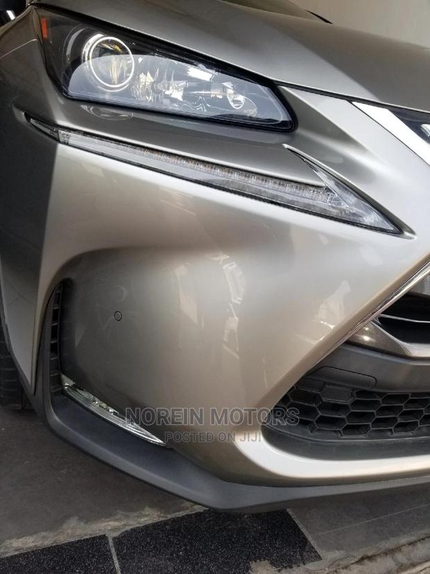 2015 Lexus NX 200t AWD in Silver: Luxury Compact SUV for Sale!