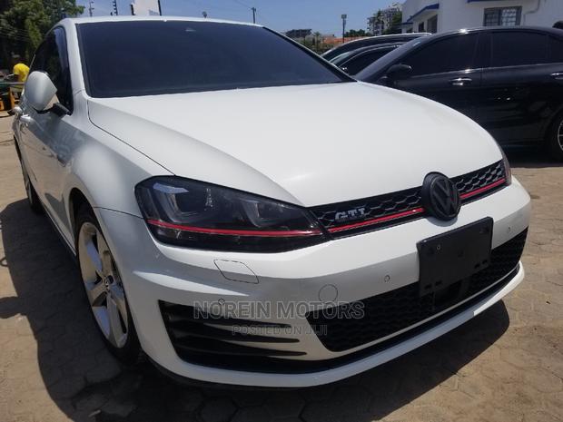 2015 Volkswagen Golf GTI 2.0T S 4-Door White - Performance Sedan