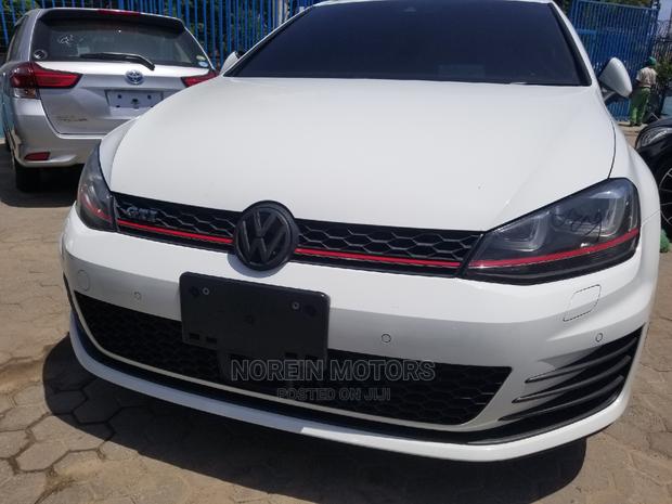 2015 Volkswagen Golf GTI 2.0T S 4-Door White - Performance Sedan