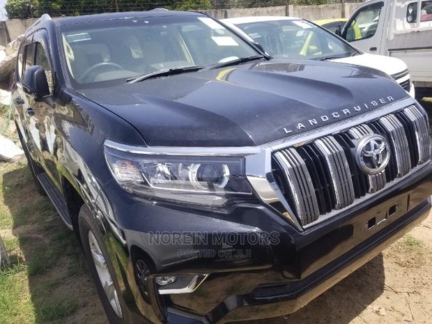 2015 Toyota Land Cruiser Prado 3.0 D-4D - Black, 190 Hp, Stylish Off-Roader